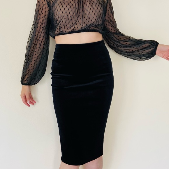 Gianni Bini black velour pencil midi back slit  skirt - Picture 3 of 5